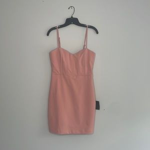 Lulu’s rose colored dress